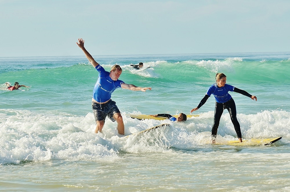Surfkurse Erwachsene Spaß Wasser
